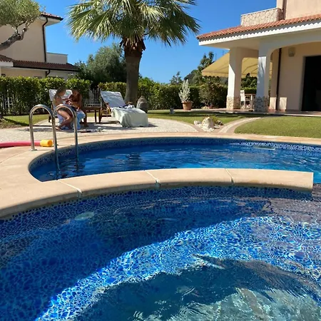 Villa Diamante Βίλα *